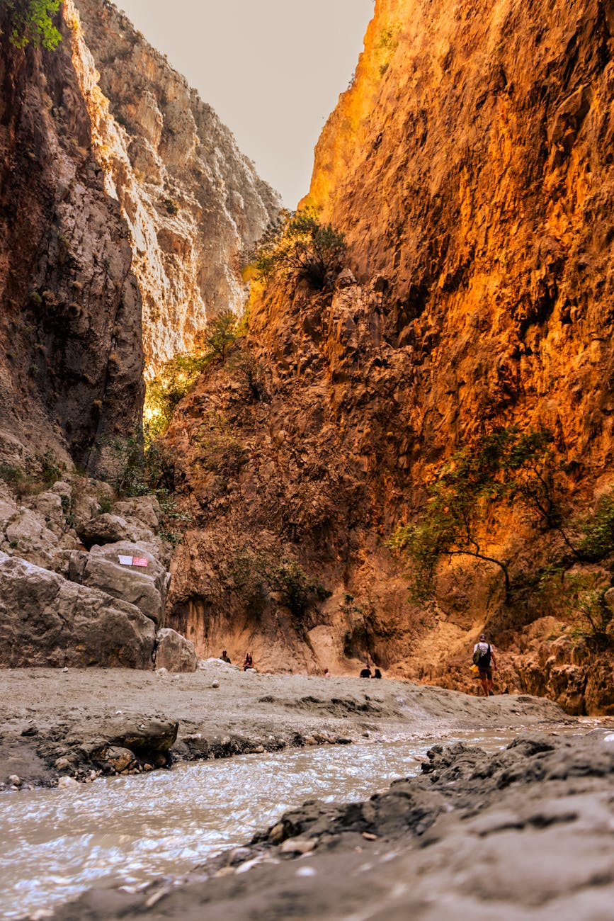 The Gorge – A Short Story